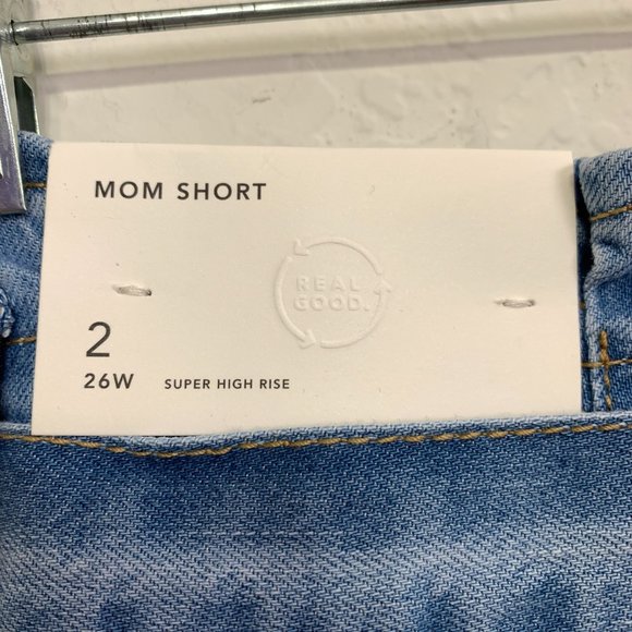 American Eagle Womens Size  26W/2 Super High Rise Denim Mom Short NWT! - Picture 9 of 16